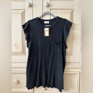 T.La Washed Front-Pocket Tunic size M